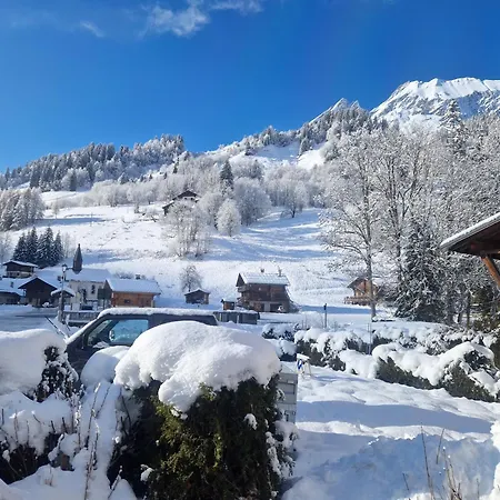 La Duchère Le Plan-la Giettaz Massif Des Aravis Appartement